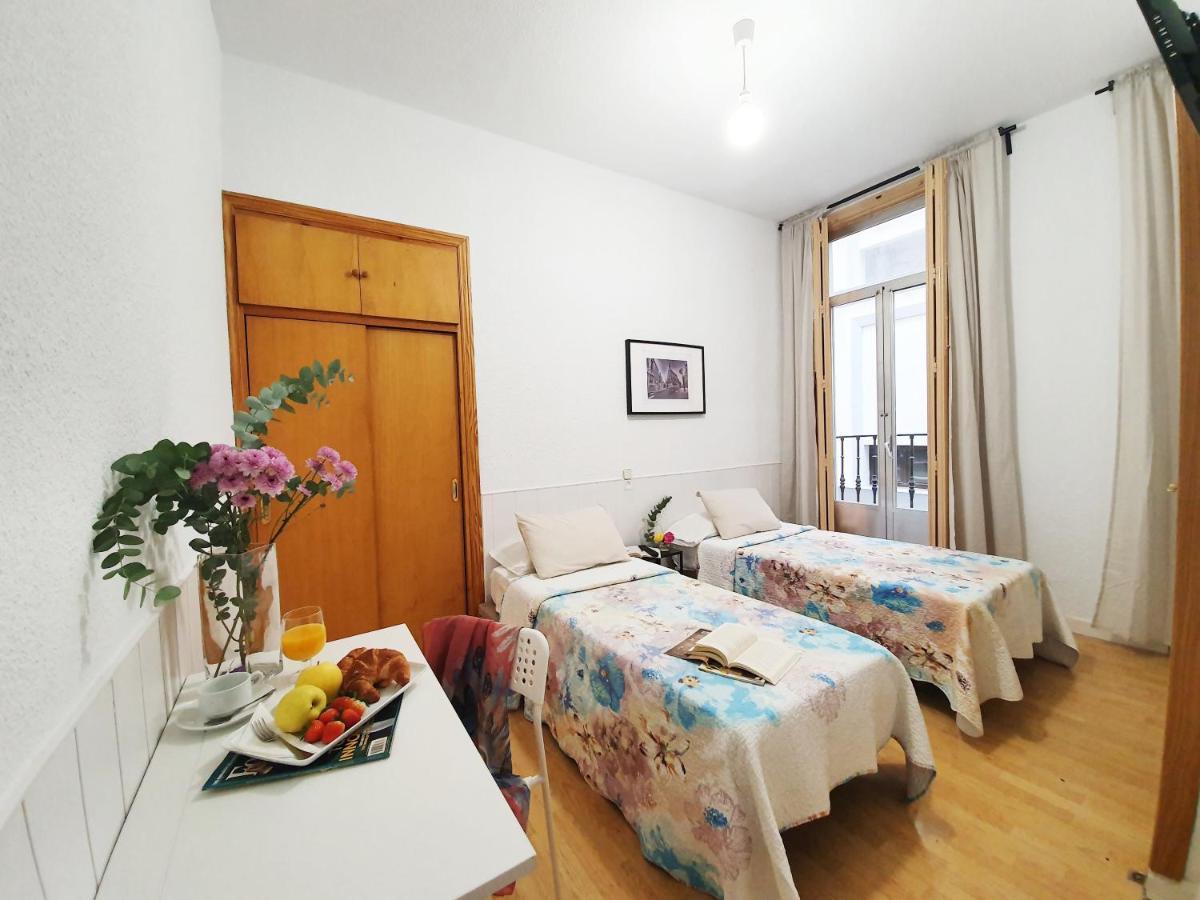 Hostal Alicante Madrid Exterior foto