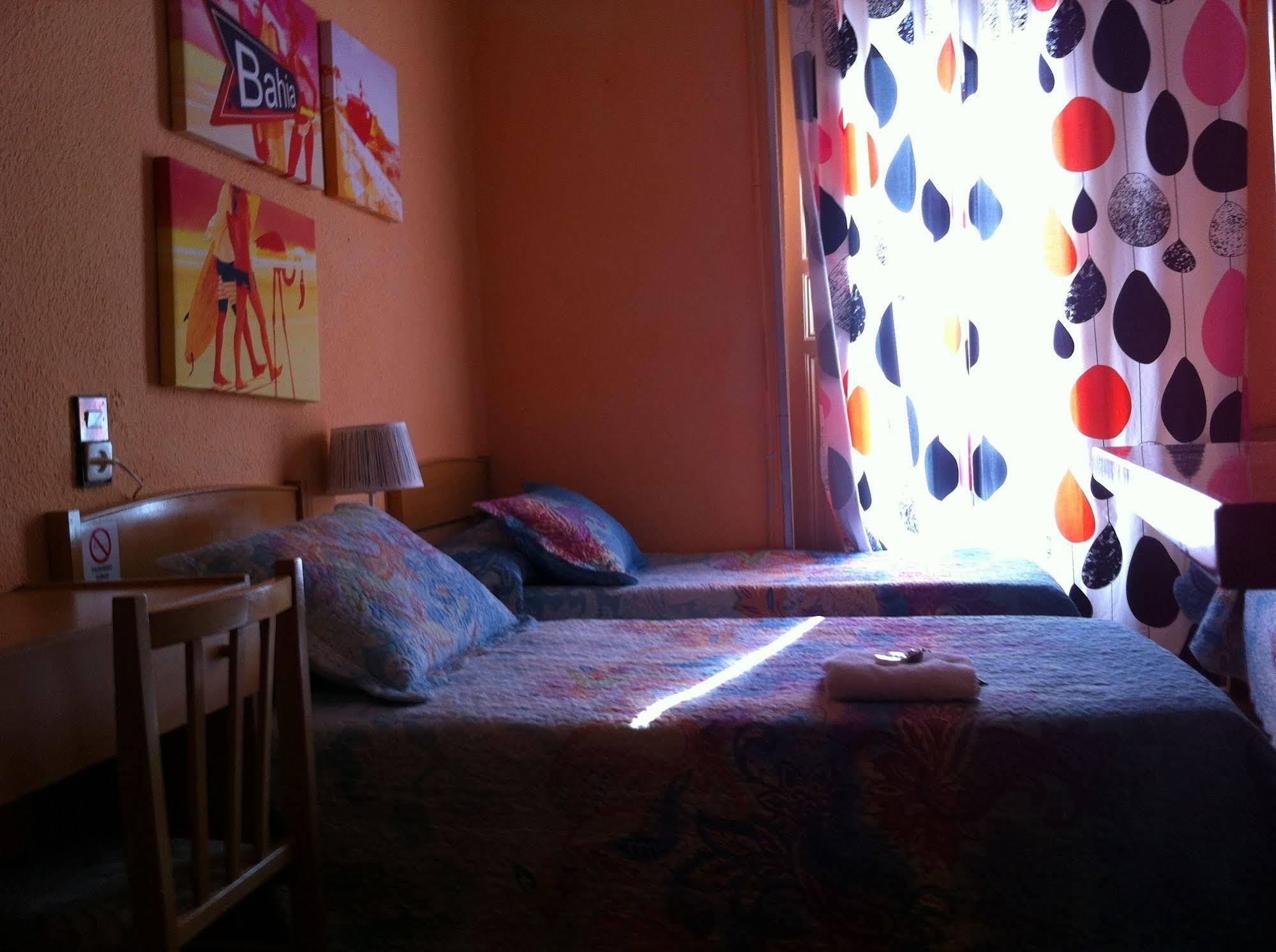 Hostal Alicante Madrid Exterior foto
