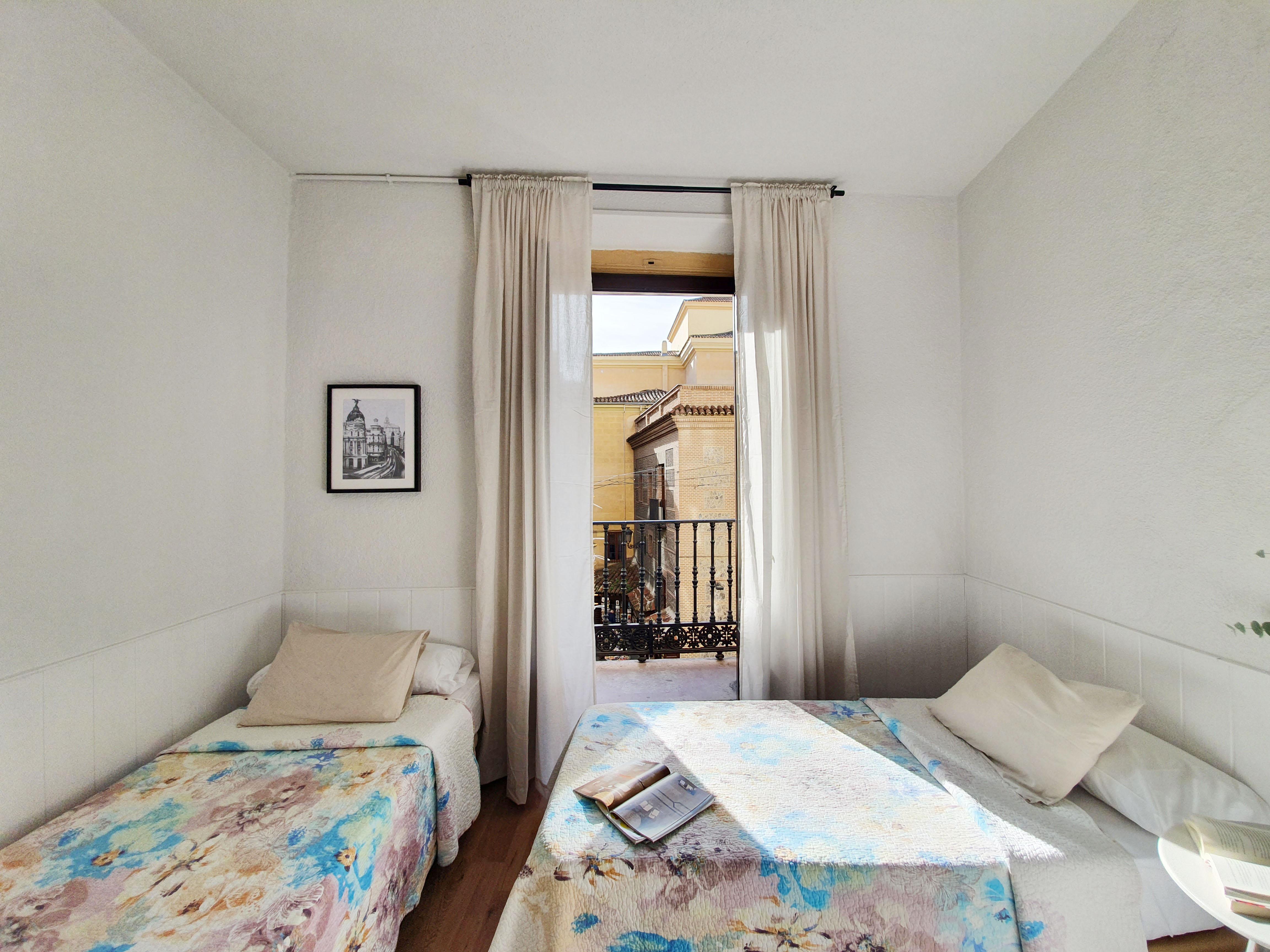 Hostal Alicante Madrid Exterior foto