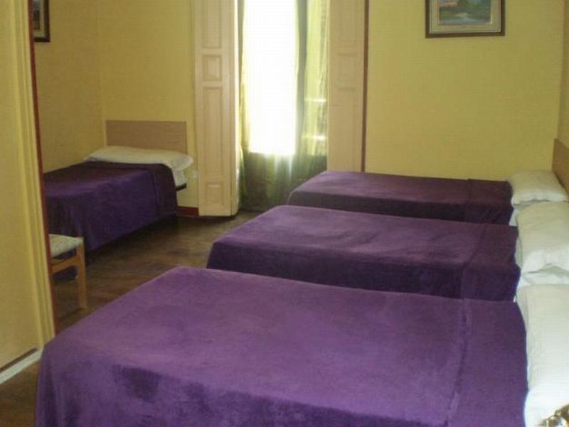Hostal Alicante Madrid Exterior foto
